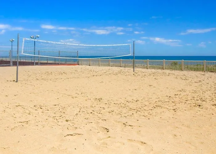 Golden Sands 605 Apartment
